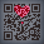 QR‑код с эффектом переливающегося сердечного света
