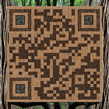 QR‑код в стиле зелёного орнамента